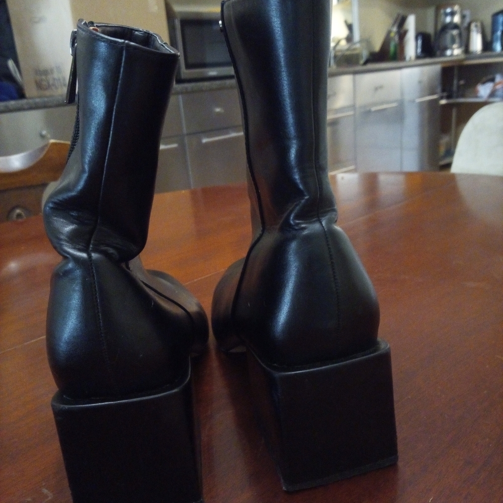 French Connection Black Heeled Boots - Picture 3 of 5